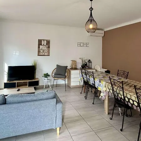 Villa Agreable Avec Piscine A 100 M De La - 10b14j35 Le Barcares