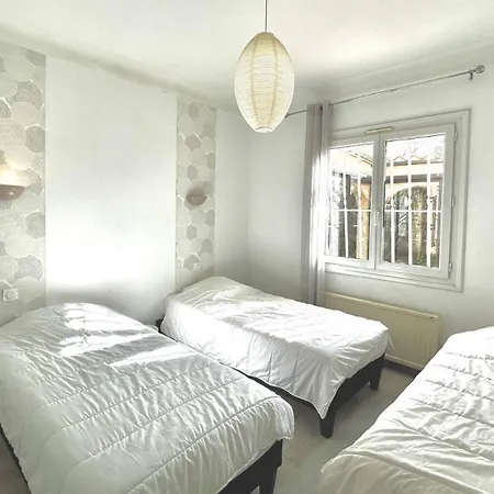 Agreable Avec Piscine A 100 M De La - 10b14j35 Le Barcares